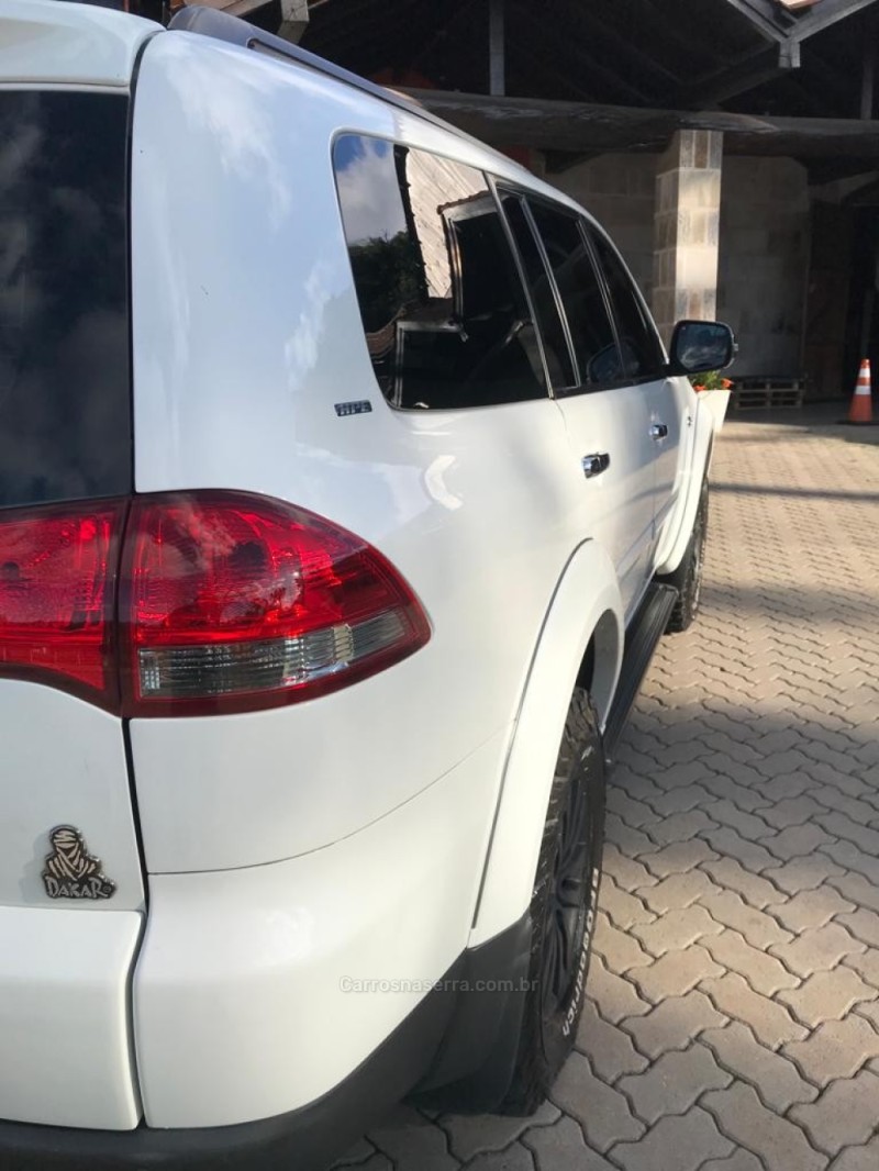 PAJERO DAKAR 3.2 HPE 4X4 7 LUGARES 16V TURBO INTERCOOLER DIESEL 4P AUTOMÁTICO - 2015 - CAXIAS DO SUL
