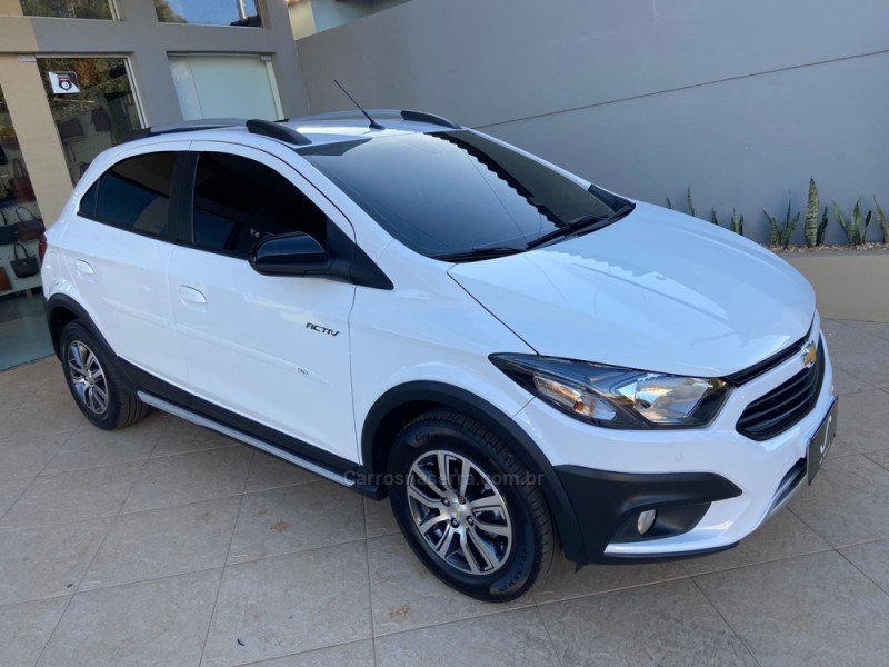 ONIX 1.4 MPFI ACTIV 8V FLEX 4P AUTOMÁTICO - 2017 - CAMPINAS DO SUL