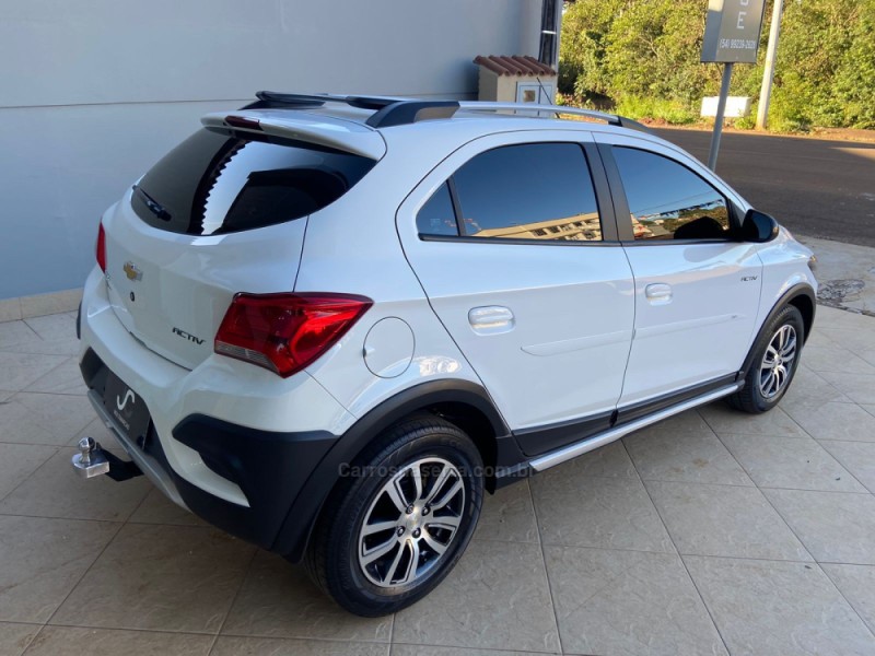 ONIX 1.4 MPFI ACTIV 8V FLEX 4P AUTOMÁTICO - 2017 - CAMPINAS DO SUL