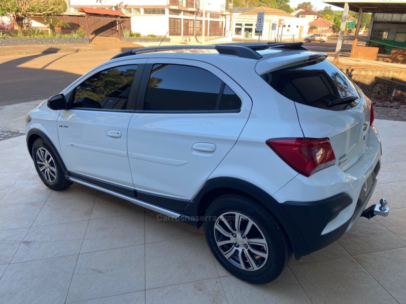 ONIX 1.4 MPFI ACTIV 8V FLEX 4P AUTOMÁTICO - 2017 - CAMPINAS DO SUL