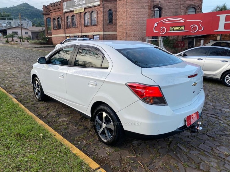 PRISMA 1.4 MPFI LT 8V FLEX 4P MANUAL - 2014 - DOIS IRMãOS