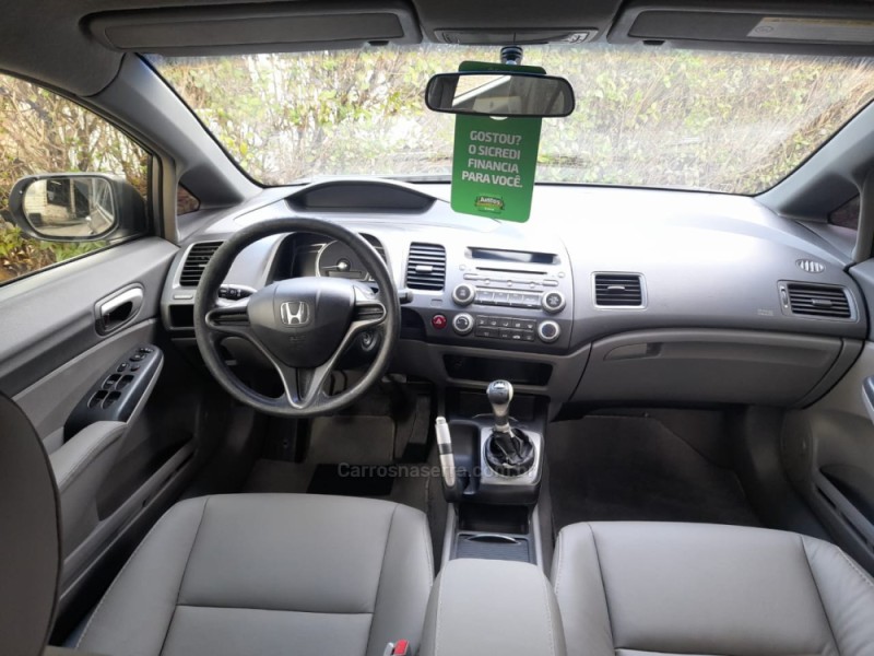 CIVIC 1.8 LXS 16V GASOLINA 4P MANUAL - 2007 - CAXIAS DO SUL