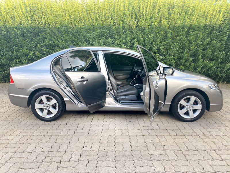 CIVIC 1.8 LXS 16V GASOLINA 4P MANUAL - 2007 - CAXIAS DO SUL