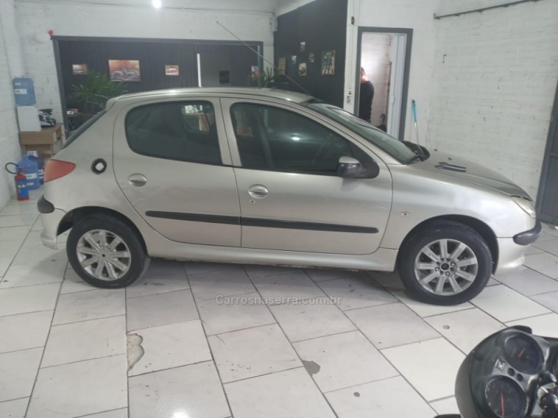 206 1.4 FELINE 8V GASOLINA 4P MANUAL - 2005 - CAXIAS DO SUL