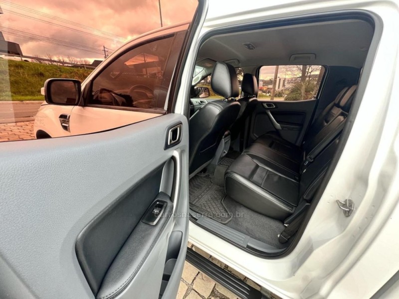 RANGER 3.2 XLT 4X4 CD 20V DIESEL 4P AUTOMÁTICO - 2018 - FARROUPILHA