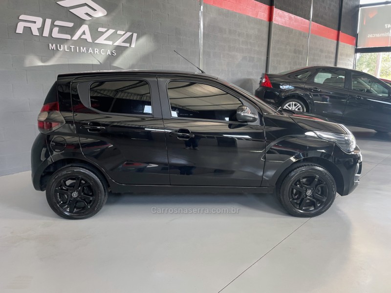 MOBI 1.0 8V EVO FLEX LIKE. ON MANUAL - 2017 - ESTâNCIA VELHA