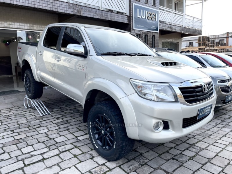 HILUX 3.0 SRV 4X4 CD 16V TURBO INTERCOOLER DIESEL 4P AUTOMÁTICO