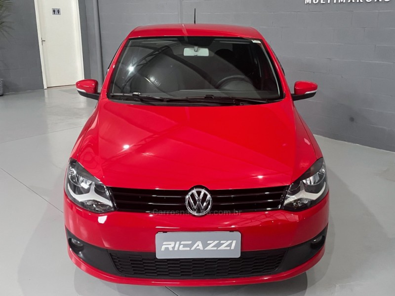 FOX 1.6 MI ITREND 8V FLEX 4P MANUAL - 2014 - ESTâNCIA VELHA