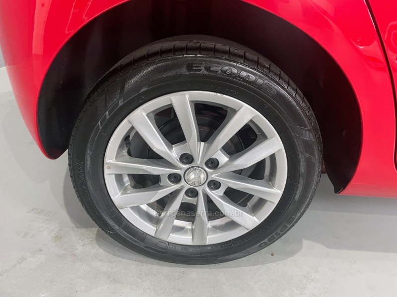 FOX 1.6 MI ITREND 8V FLEX 4P MANUAL - 2014 - ESTâNCIA VELHA