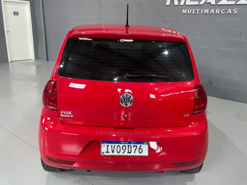 FOX 1.6 MI ITREND 8V FLEX 4P MANUAL - 2014 - ESTâNCIA VELHA