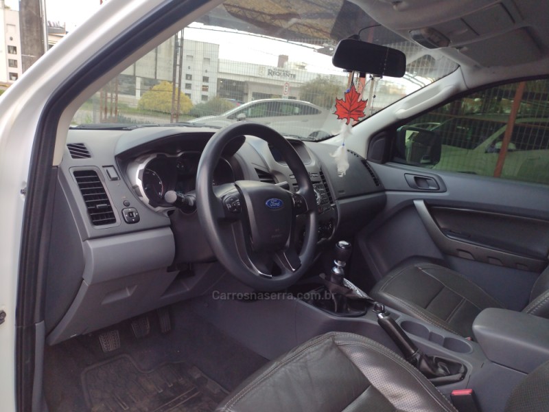 RANGER 3.2 XLS 4X4 CD 20V DIESEL 4P AUTOMÁTICO - 2015 - VERANóPOLIS