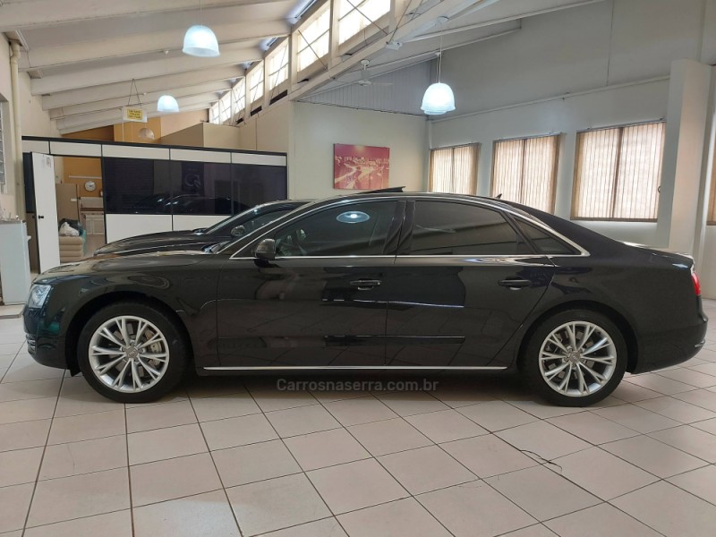 A8 4.2 QUATTRO V8 40V GASOLINA 4P TIPTRONIC - 2011 - NOVO HAMBURGO