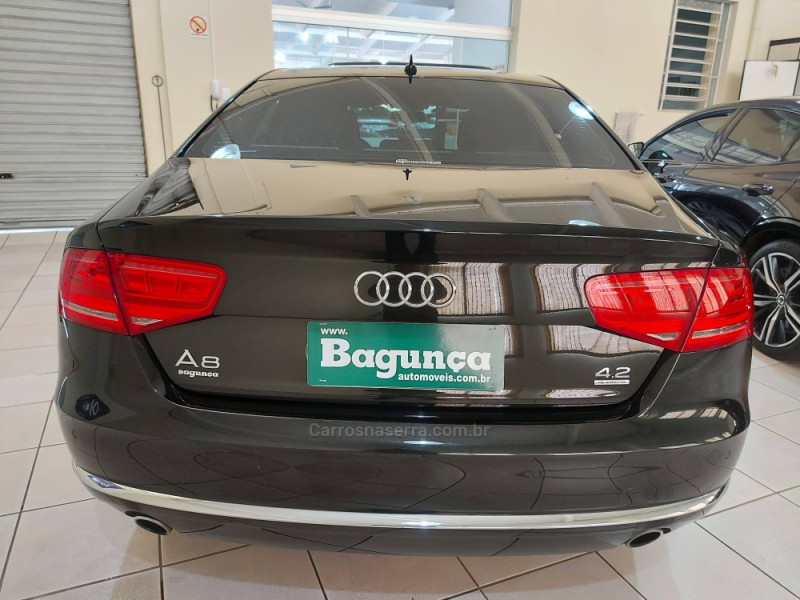 A8 4.2 QUATTRO V8 40V GASOLINA 4P TIPTRONIC - 2011 - NOVO HAMBURGO