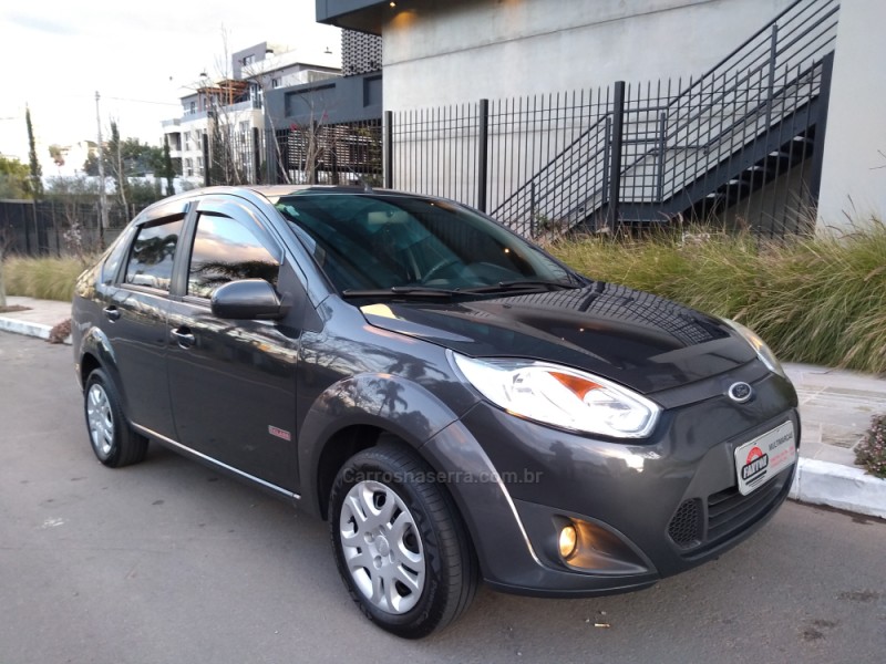 fiesta 1.6 mpi class sedan 8v flex 4p manual 2013 farroupilha