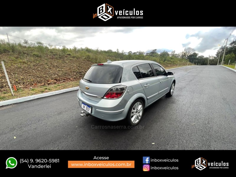 VECTRA 2.0 SFI GT-X HATCH 8V FLEX 4P MANUAL - 2010 - GRAMADO