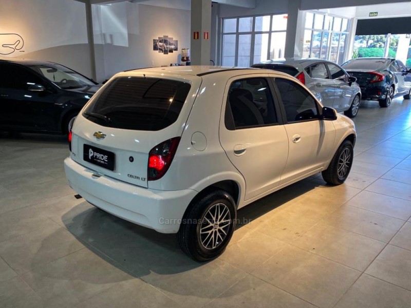 CELTA 1.0 MPFI LT 8V FLEX 4P MANUAL - 2015 - CAXIAS DO SUL