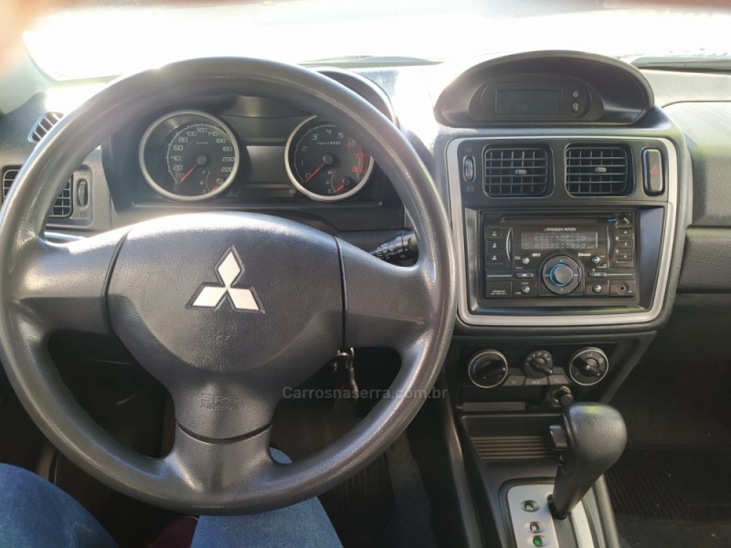 PAJERO TR4 2.0 4X4 16V 140CV FLEX 4P AUTOMÁTICO - 2010 - BENTO GONçALVES
