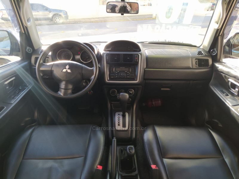 PAJERO TR4 2.0 4X4 16V 140CV FLEX 4P AUTOMÁTICO - 2010 - BENTO GONçALVES