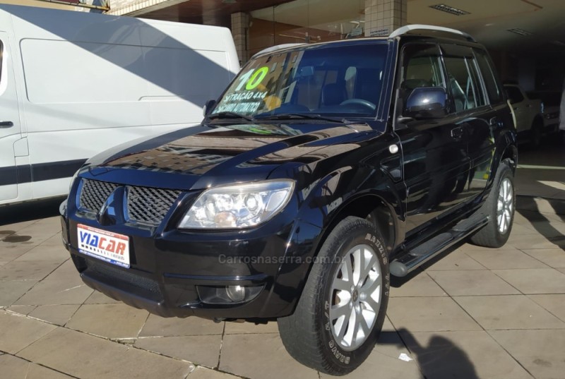 PAJERO TR4 2.0 4X4 16V 140CV FLEX 4P AUTOMÁTICO - 2010 - BENTO GONçALVES
