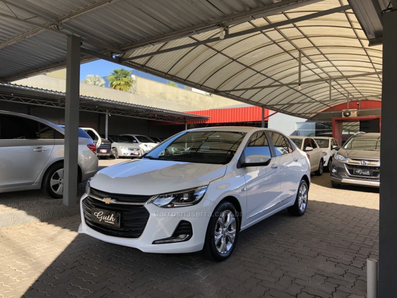 ONIX  1.0	PREMIER PLUS 8V TURBO FLEX 4P AUTOMÁTICO