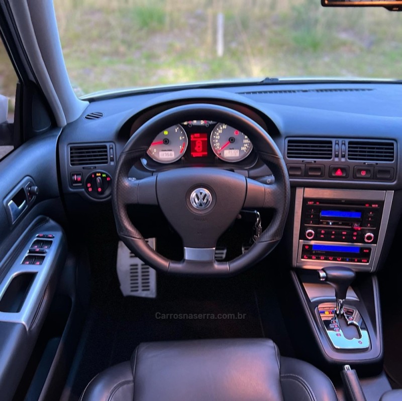 GOLF 2.0 MI SPORTLINE 8V FLEX 4P TIPTRONIC - 2013 - CAXIAS DO SUL
