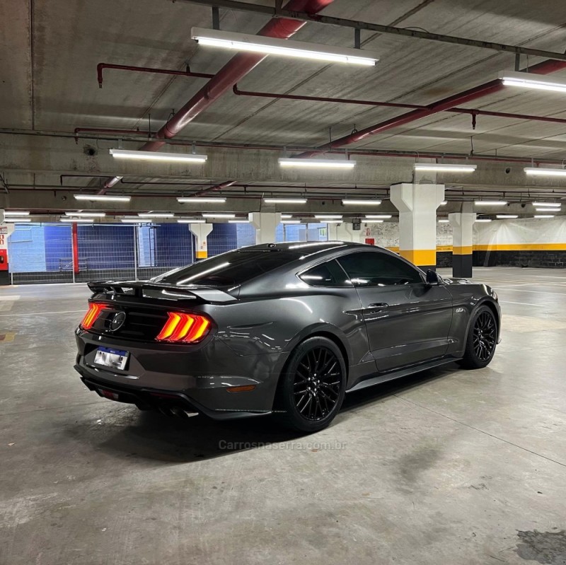 MUSTANG 5.0 GT COUPÉ V8 GASOLINA 2P AUTOMÁTICO - 2018 - CAXIAS DO SUL