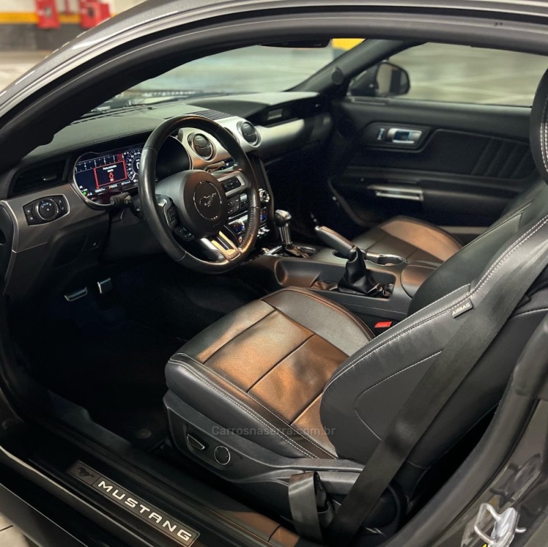 MUSTANG 5.0 GT COUPÉ V8 GASOLINA 2P AUTOMÁTICO - 2018 - CAXIAS DO SUL
