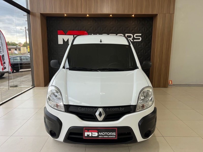 KANGOO 1.6 EXPRESS 16V FLEX 4P MANUAL - 2015 - PORTãO