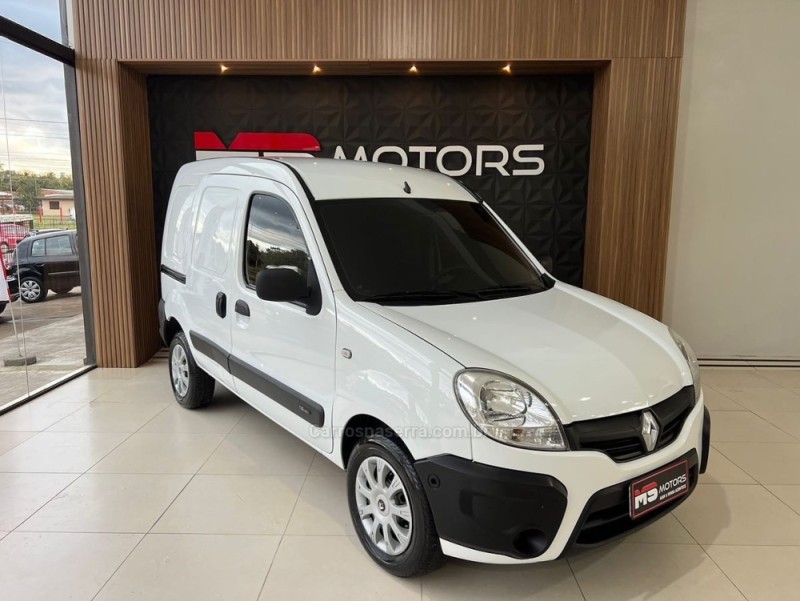 KANGOO 1.6 EXPRESS 16V FLEX 4P MANUAL - 2015 - PORTãO