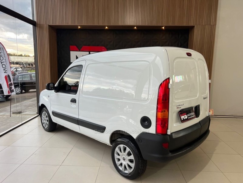 KANGOO 1.6 EXPRESS 16V FLEX 4P MANUAL - 2015 - PORTãO