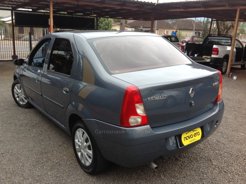 LOGAN 1.6 EXPRESSION 8V FLEX 4P MANUAL - 2009 - IGREJINHA