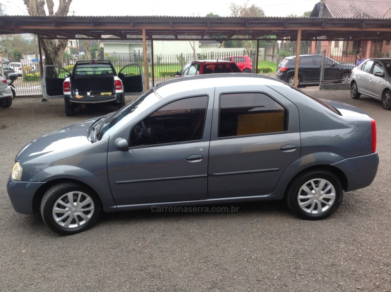 LOGAN 1.6 EXPRESSION 8V FLEX 4P MANUAL - 2009 - IGREJINHA