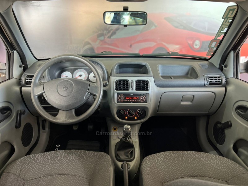 CLIO 1.0 CAMPUS 16V FLEX 2P MANUAL - 2009 - DOIS IRMãOS