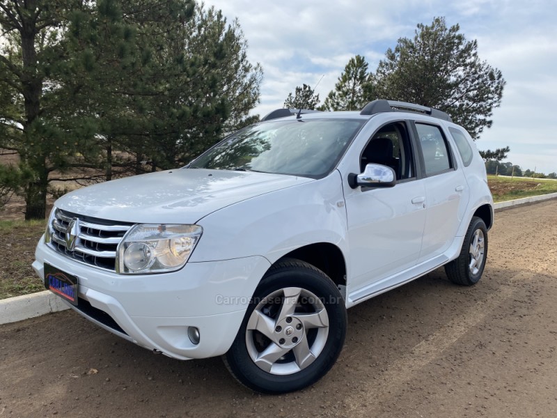 DUSTER 2.0 DYNAMIQUE 4X2 16V FLEX 4P AUTOMÁTICO