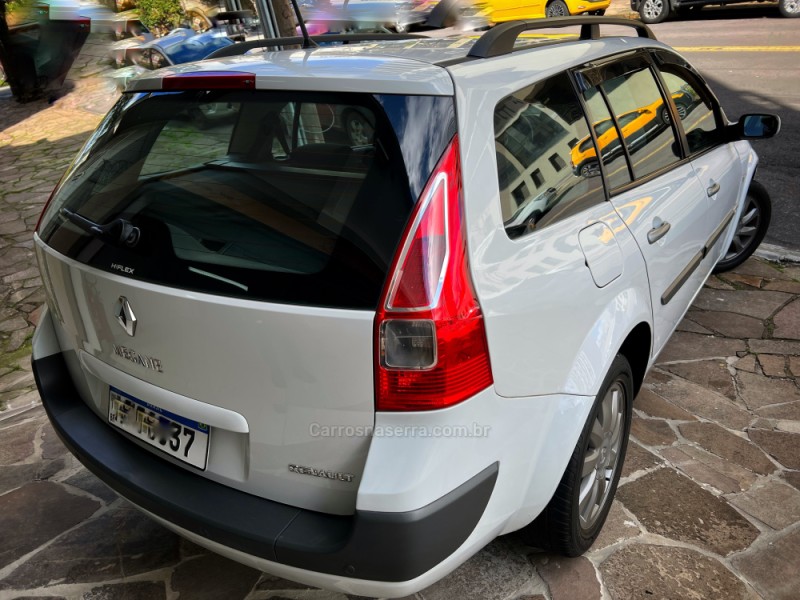 MÉGANE 1.6 DYNAMIQUE GRAND TOUR 16V FLEX 4P MANUAL - 2012 - CAXIAS DO SUL