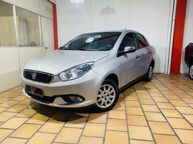 grand siena 1.0 attractive 8v flex 4p manual 2018 caxias do sul