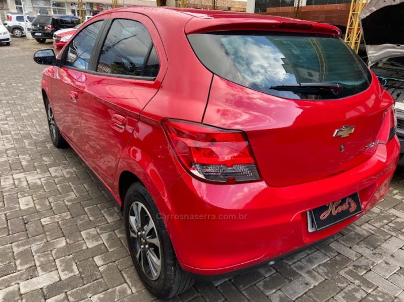 ONIX 1.4 MPFI LTZ 8V FLEX 4P MANUAL - 2014 - CANELA