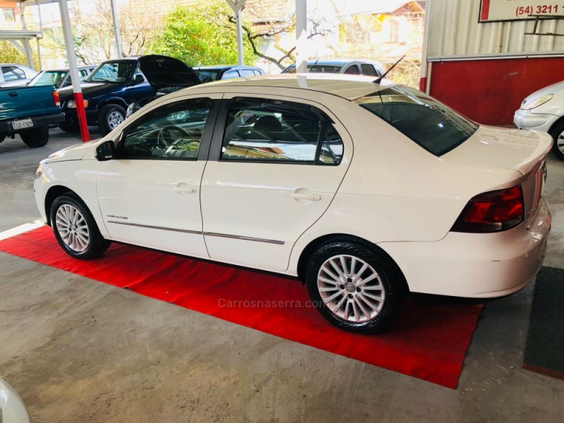 VOYAGE 1.6 MI COMFORTLINE 8V FLEX 4P MANUAL - 2013 - CAXIAS DO SUL