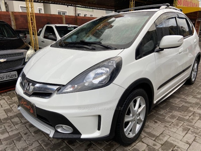 fit 1.5 twist 16v flex 4p automatico 2014 canela