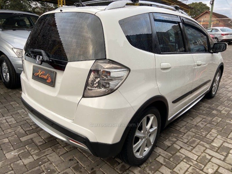 FIT 1.5 TWIST 16V FLEX 4P AUTOMÁTICO - 2014 - CANELA