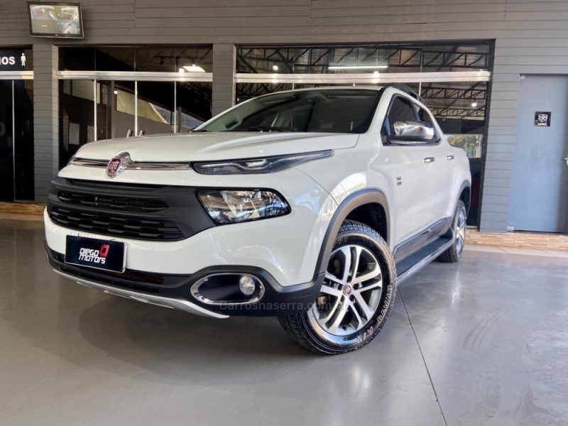 TORO 2.0 16V TURBO DIESEL FREEDOM 4WD AT9 AUTOMÁTICO