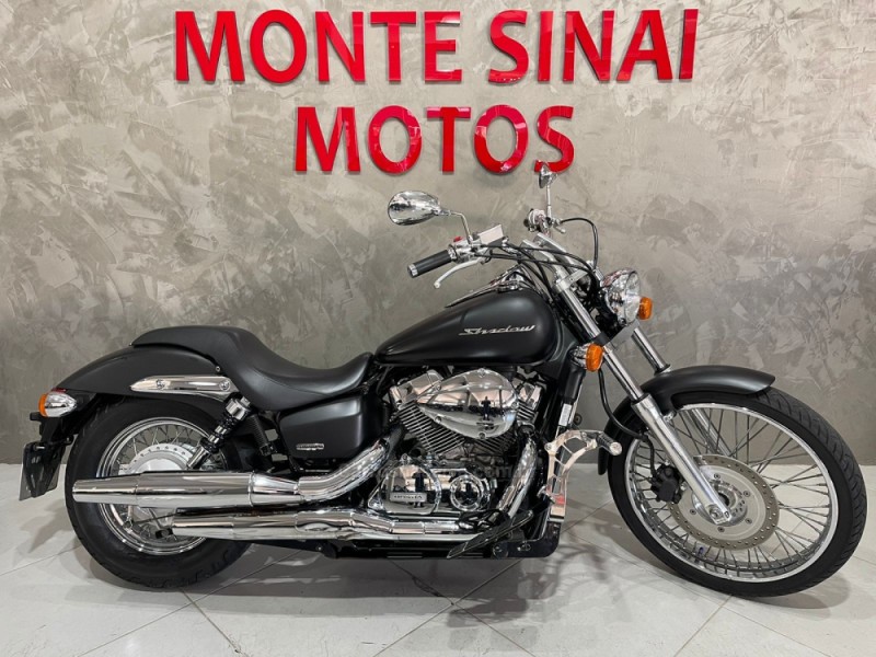 SHADOW 750 