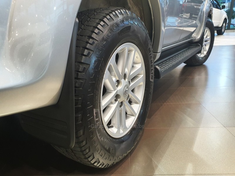 HILUX SW4 3.0 SRV 4X4 16V TURBO INTERCOOLER DIESEL 4P AUTOMÁTICO - 2015 - FARROUPILHA