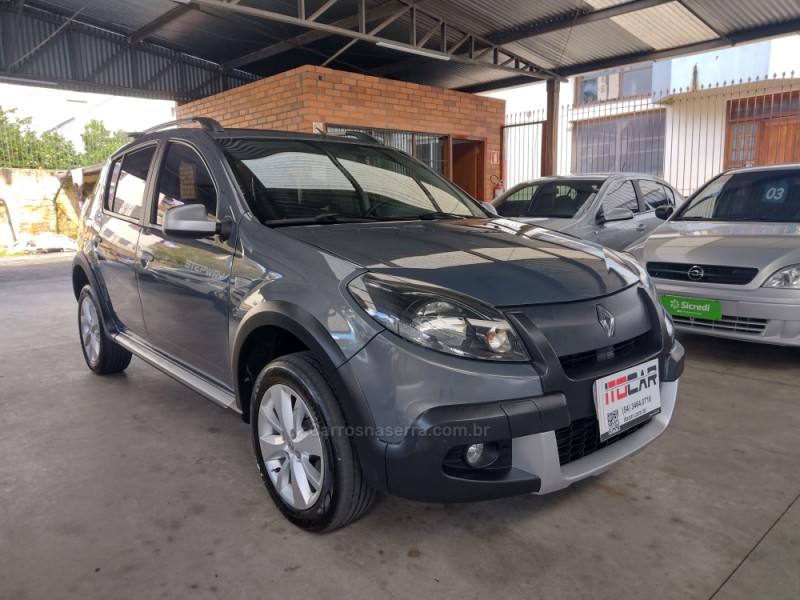 SANDERO 1.6 STEPWAY 16V FLEX 4P AUTOMÁTICO