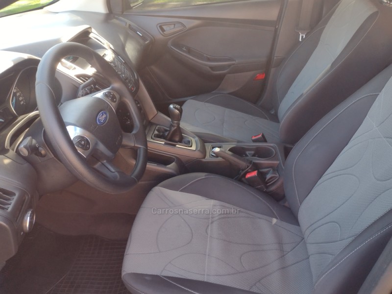 FOCUS 1.6 S 16V FLEX 4P MANUAL - 2014 - BENTO GONçALVES