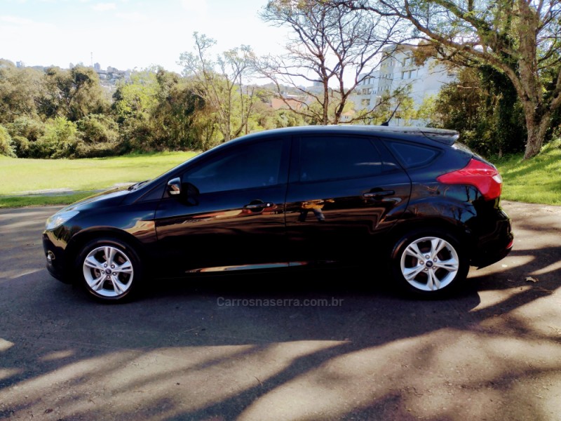 FOCUS 1.6 S 16V FLEX 4P MANUAL - 2014 - BENTO GONçALVES