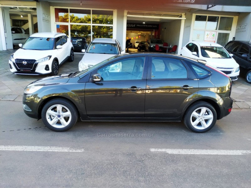 FOCUS 1.6 GLX 8V FLEX 4P MANUAL