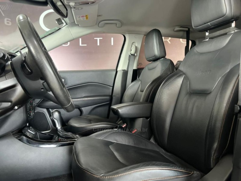 COMPASS  2.0 16V FLEX NIGHT EAGLE AUTOMÁTICO - 2018 - DOIS IRMãOS