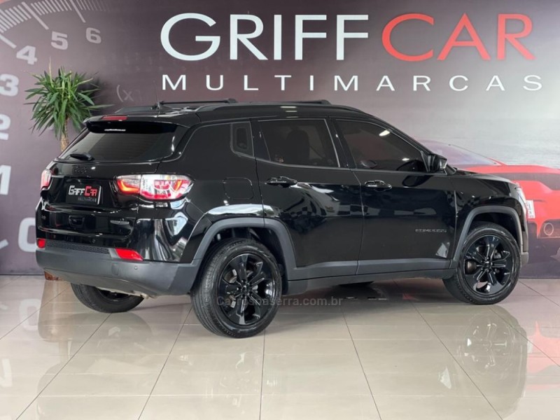 COMPASS  2.0 16V FLEX NIGHT EAGLE AUTOMÁTICO - 2018 - DOIS IRMãOS
