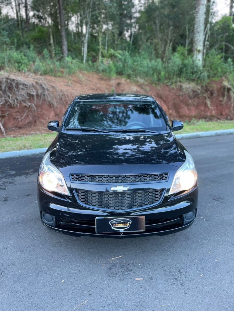 AGILE 1.4 MPFI LT 8V FLEX 4P MANUAL - 2012 - GRAMADO